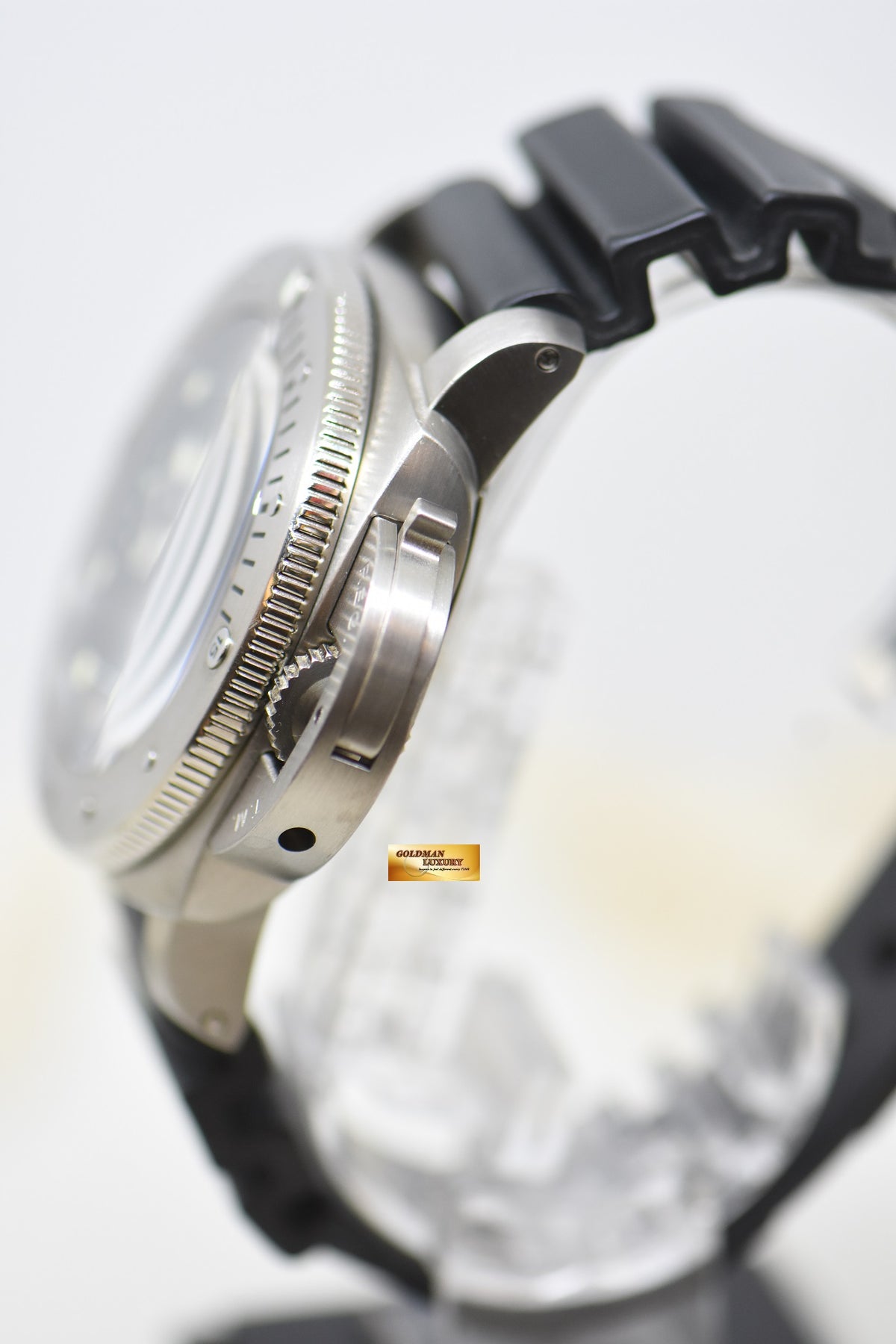 [SOLD] PANERAI LUMINOR SUBMERSIBLE 47mm TITANIUM BLACK DIAL AUTOMATIC PAM 305 (MINT)