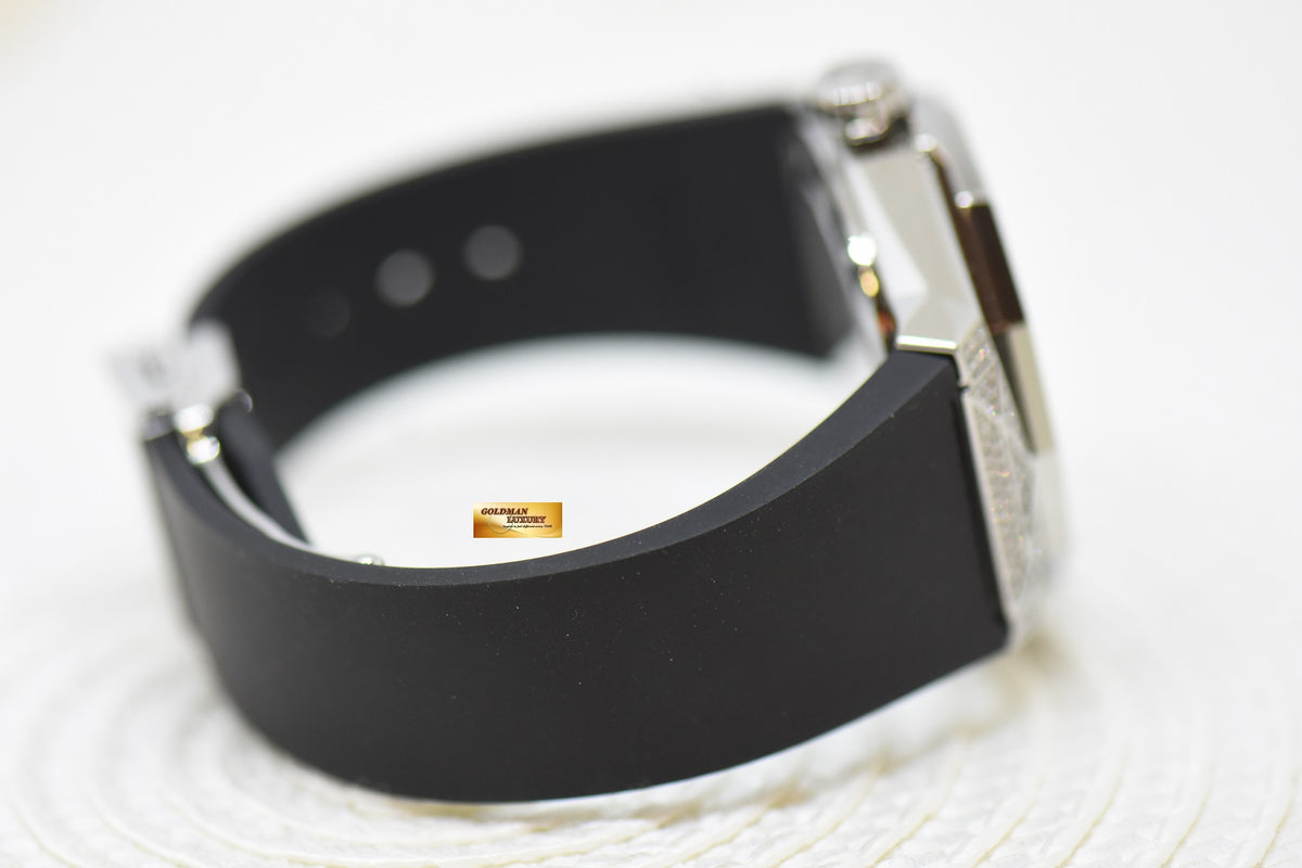 [SOLD] HUBLOT CLASSIC FUSION ORLINSKI TITANIUM PAVE DIAMONDS 40mm AUTOMATIC 550.NS.1800.RX.1604.ORL19 (NEW-UNWORN)