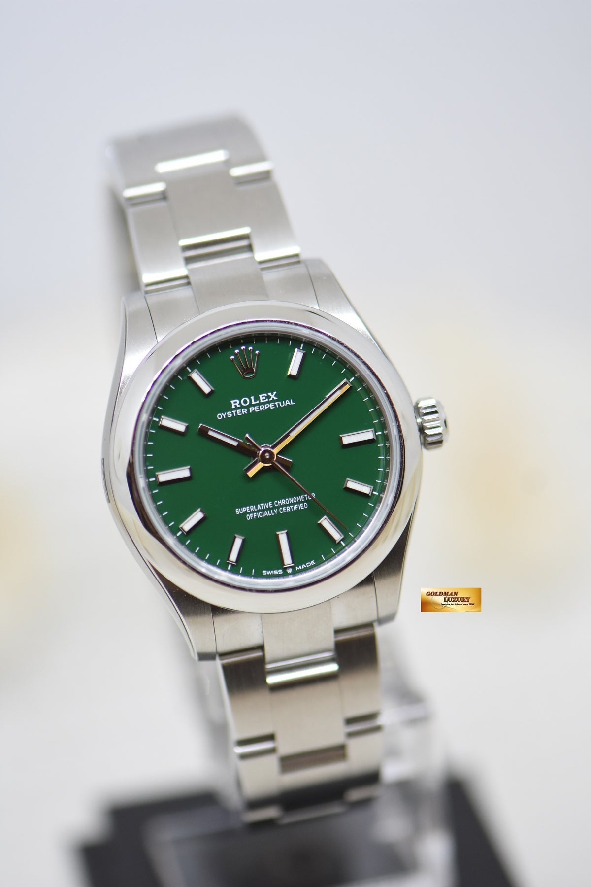 [SOLD] ROLEX OYSTER PERPETUAL 31mm STEEL IN OYSTER BRACELET GREEN DIAL 277200 (NEW-UNWORN)