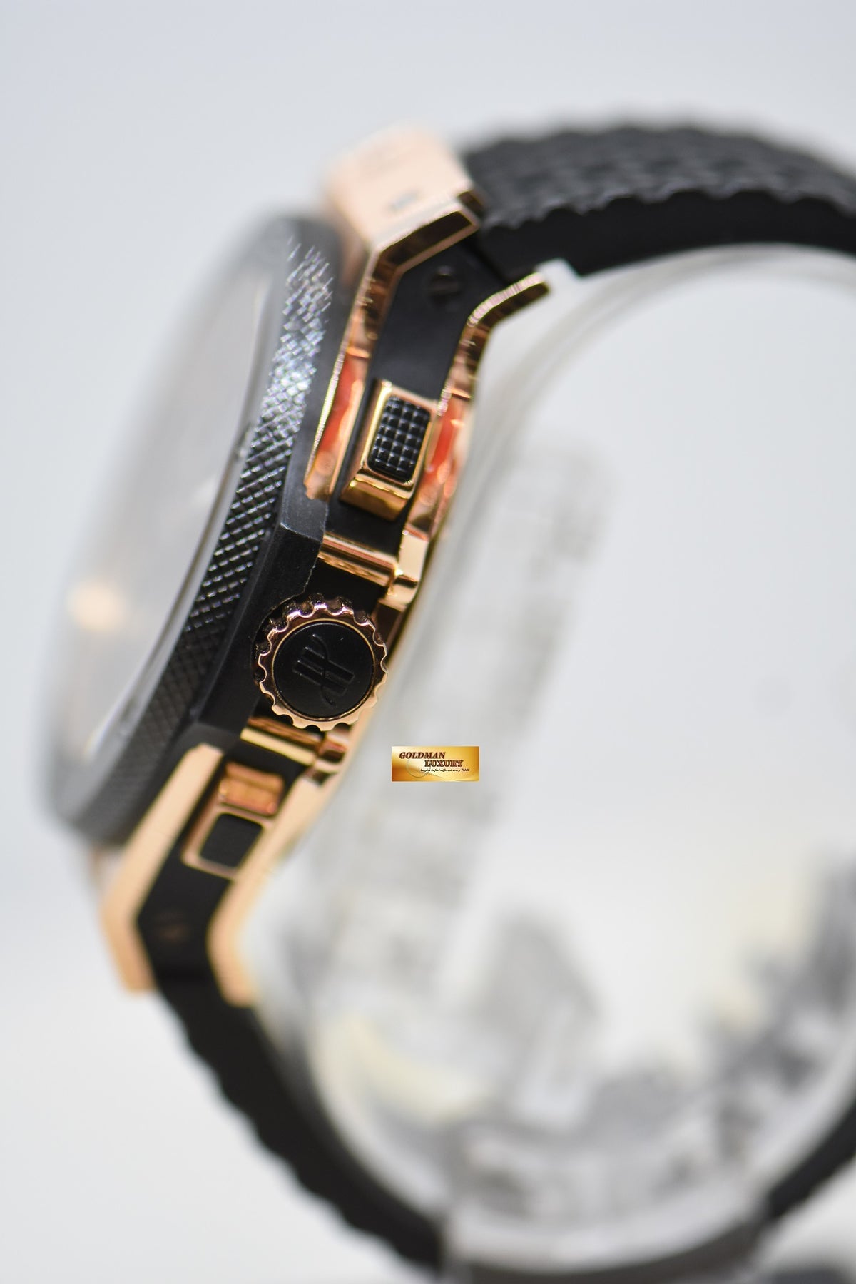 [SOLD] HUBLOT BIG BANG CHRONOGRAPH 44mm ROSE GOLD IN RUBBER STRAP CERAMIC BEZEL AUTOMATIC 301.PB.131.RX (MINT)