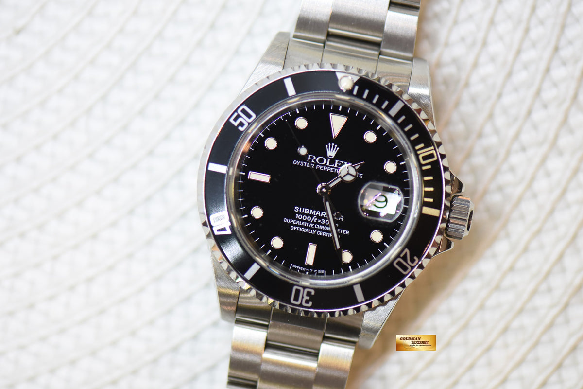 [SOLD] ROLEX OYSTER SUBMARINER 40mm OYSTER STEEL BRACELET BLACK TRITIUM AGED PERTINA 16610 (MINT)