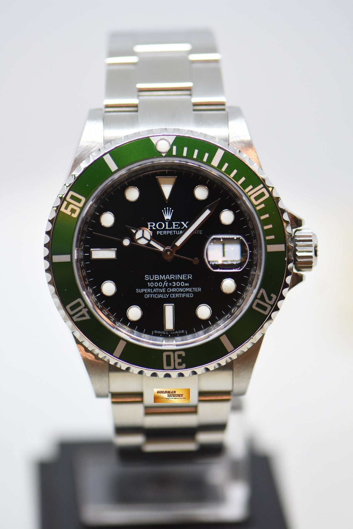 [SOLD] ROLEX OYSTER SUBMARINER KERMIT 40mm OYSTER STEEL BRACELET BLACK DIAL GREEN BEZEL 16610LV (MINT)