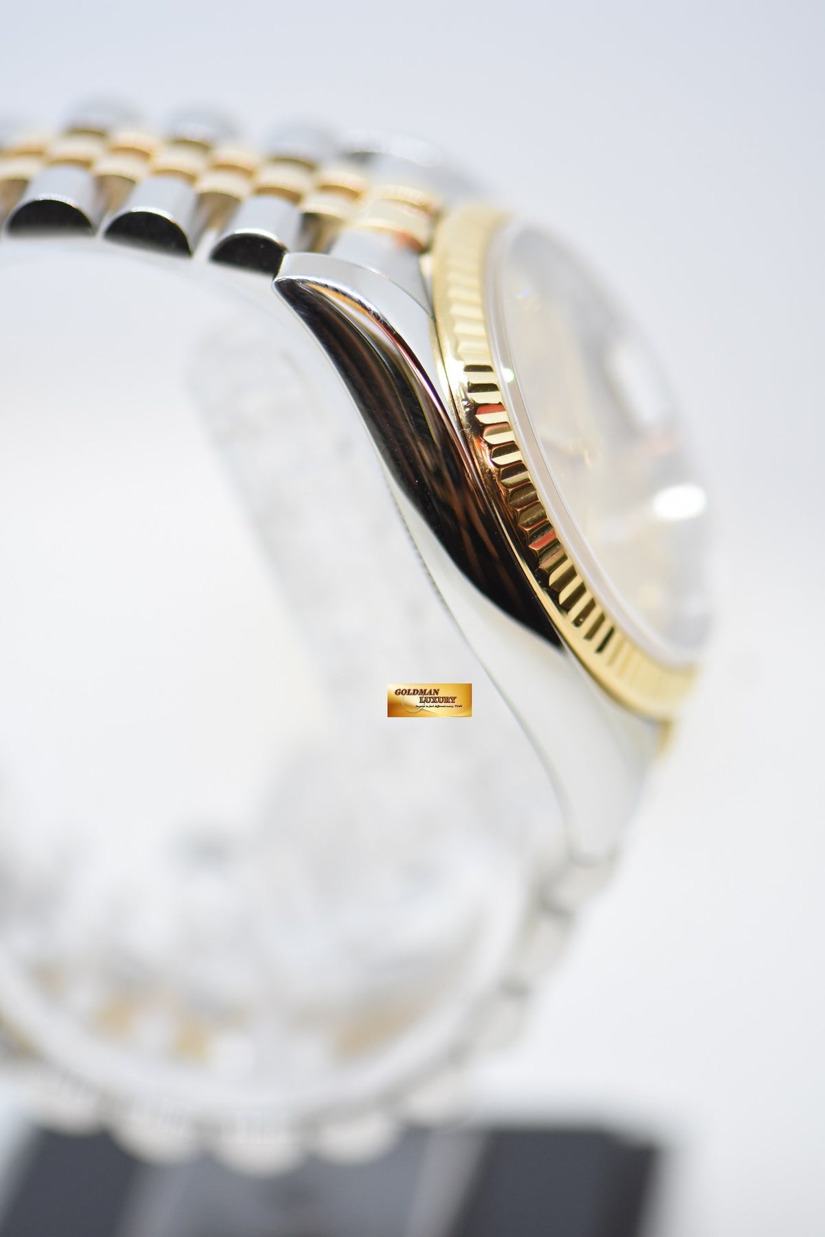 [SOLD] ROLEX OYSTER DATEJUST 36mm HALF-GOLD IN JUBILEE BRACELET CHAMPAGNE DIAMOND DIAL 116233 (MINT)