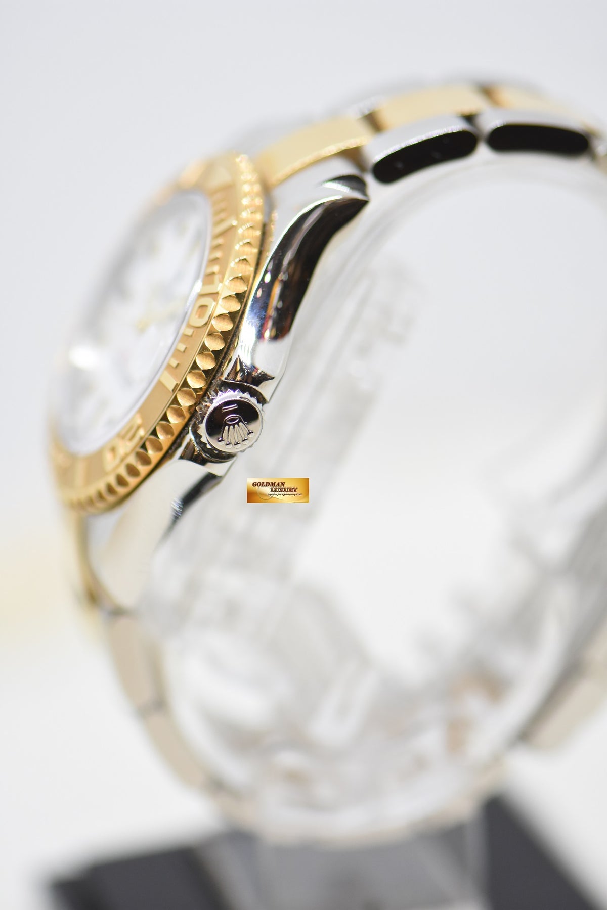 [SOLD] ROLEX OYSTER PERPETUAL YACHT-MASTER 35mm HALF-GOLD WHITE ONYX DIAL 68623 (MINT)