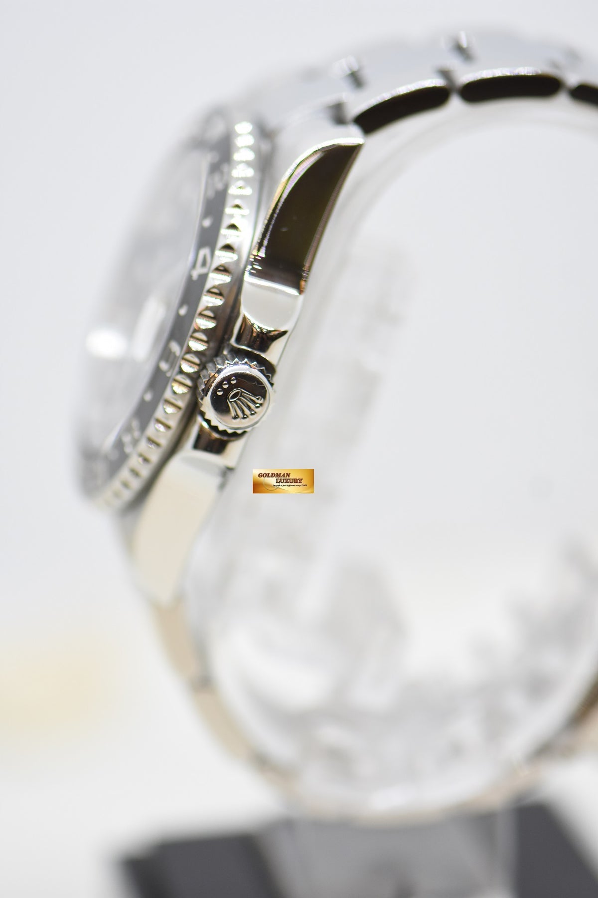 [SOLD] ROLEX OYSTER GMT-MASTER II 40mm CERAMIC BLACK BEZEL OYSTER STEEL BRACELET 116710LN (MINT)