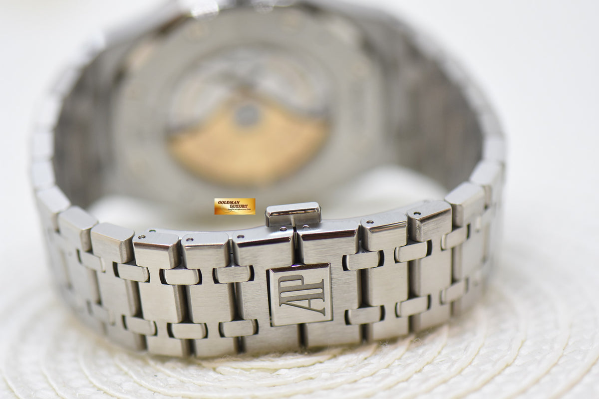 [SOLD] AUDEMARS PIGUET ROYAL OAK 41mm STEEL BRACELET WHITE DIAL AUTOMATIC 15400ST (UNPOLISHED-MINT)
