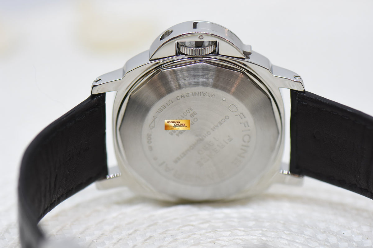 [SOLD] PANERAI LUMINOR GMT 44mm STEEL IN LEATHER BLACK DIAL AUTOMATIC PAM 88 (MINT)