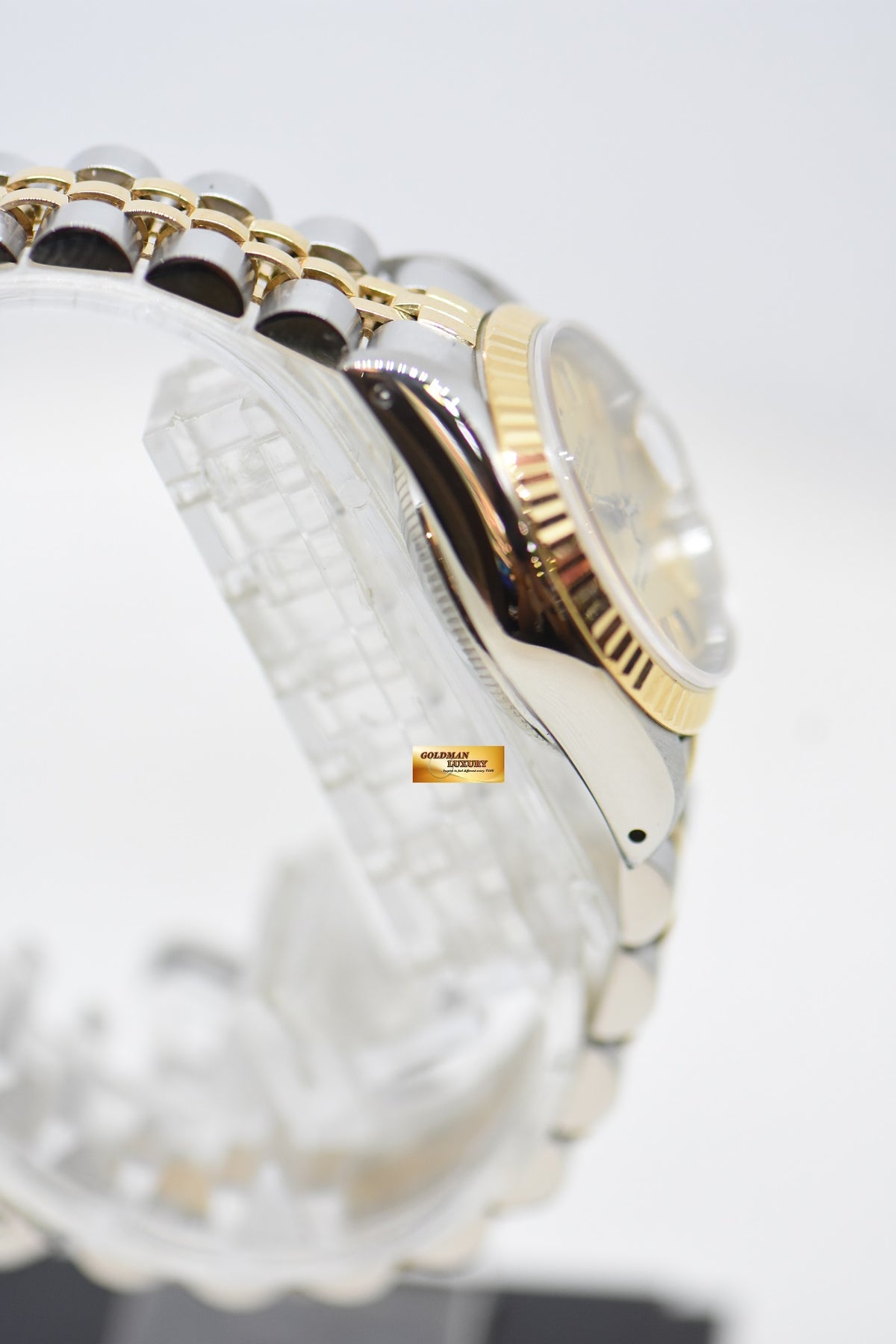 [SOLD] ROLEX OYSTER DATEJUST 26mm HALF-GOLD IN JUBILEE BRACELET GOLD DIAL 69173 (MINT)