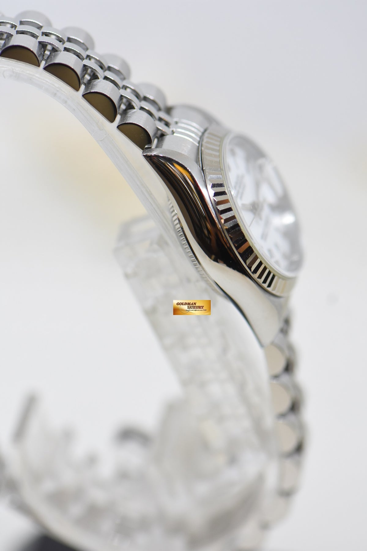 [SOLD] ROLEX OYSTER DATEJUST 26mm STEEL IN JUBILEE BRACELET WHITE ROMAN DIAL 69174 (MINT)