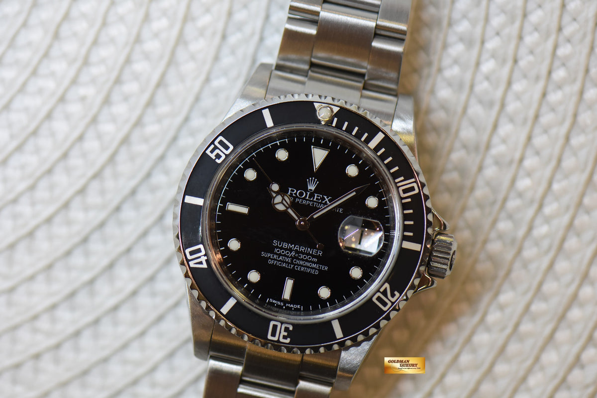 [SOLD] ROLEX OYSTER SUBMARINER 40mm STEEL IN BRACELET BLACK 16610 (CHAPTERING) (MINT)
