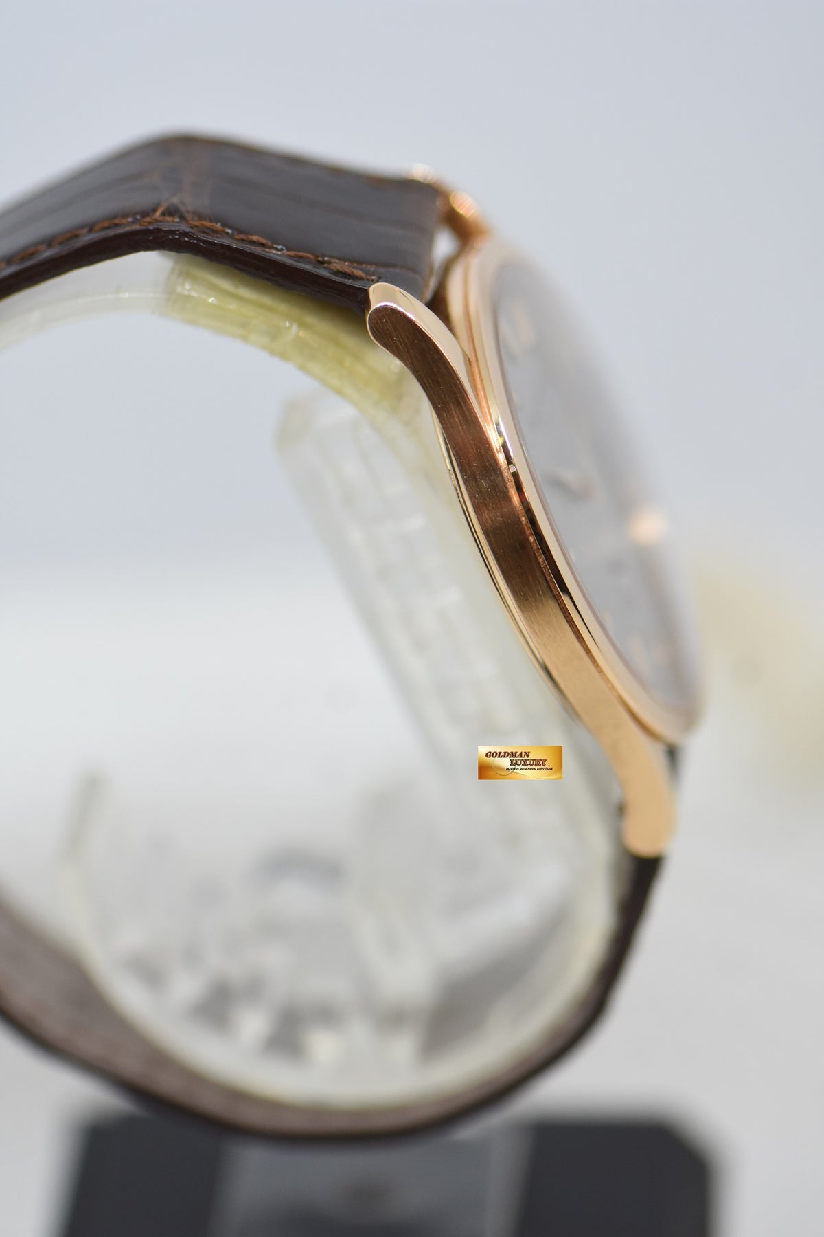 [SOLD] PATEK PHILIPPE CALATRAVA 37mm 18K ROSE GOLD MANUAL WINDING 5196R (MINT)