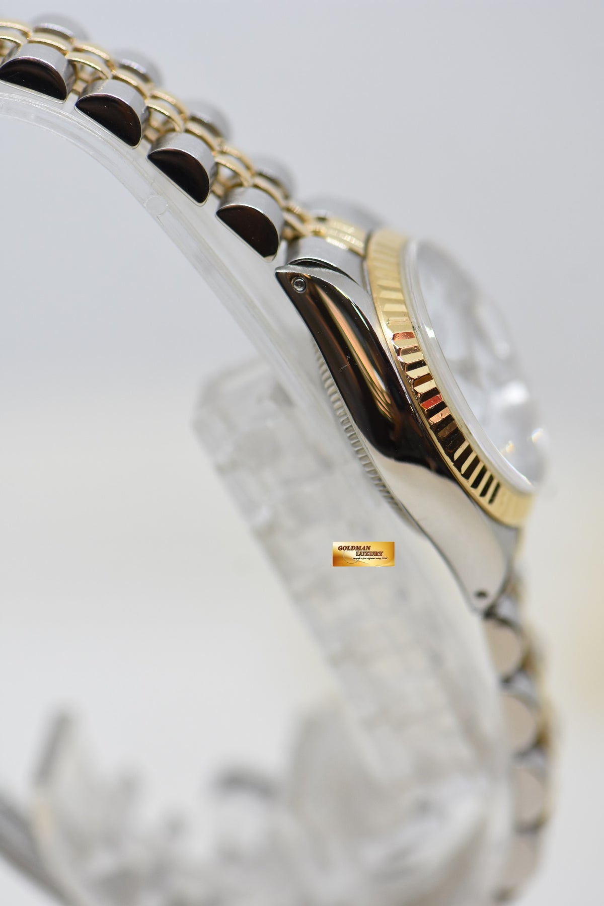 [SOLD] ROLEX OYSTER DATEJUST 26mm HALF-GOLD IN JUBILEE BRACELET WHITE ROMAN DIAL 6917 (NEAR MINT)