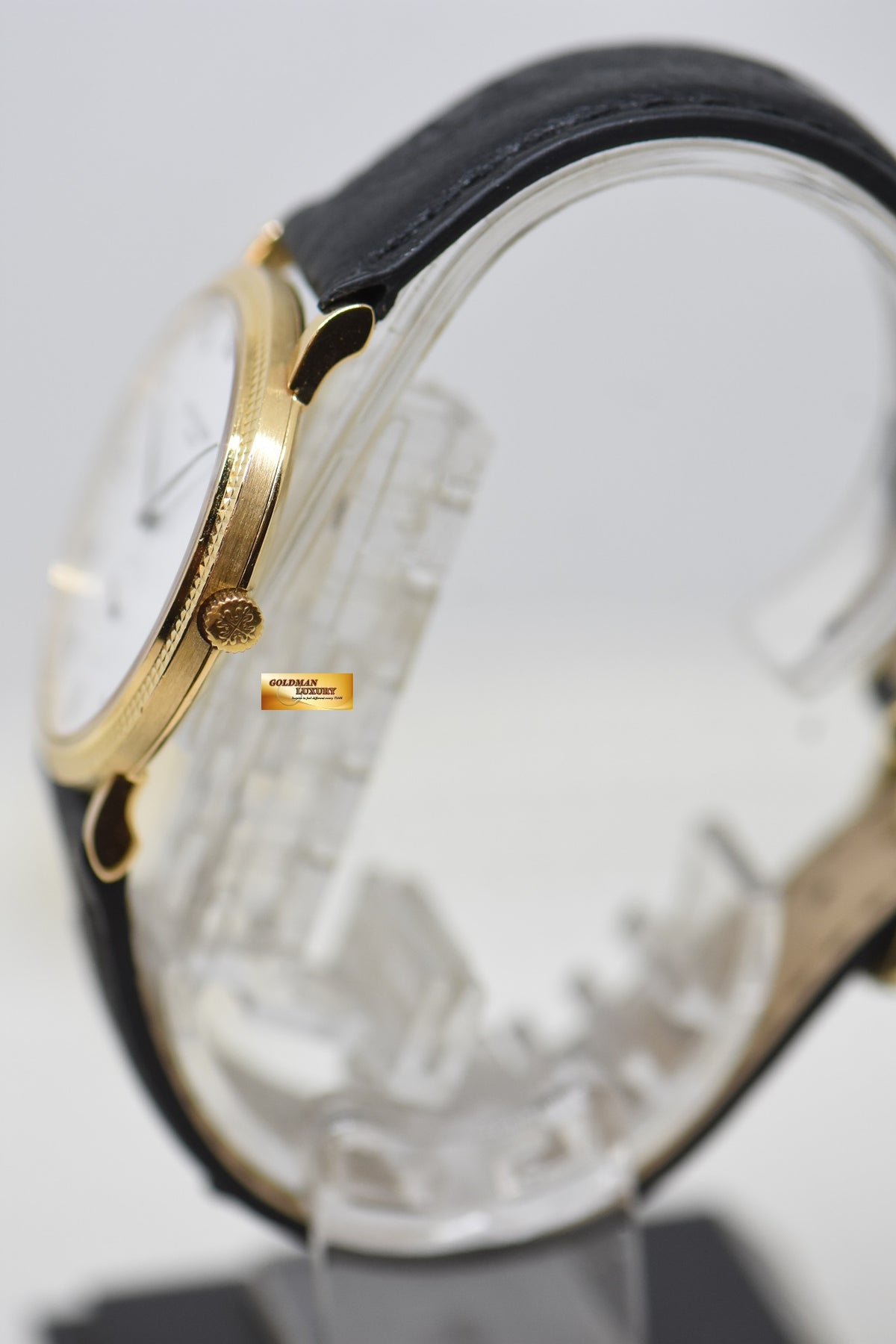 [SOLD] PATEK PHILIPPE CALATRAVA 33mm 18K YELLOW GOLD MANUAL WINDING 3919J (MINT)