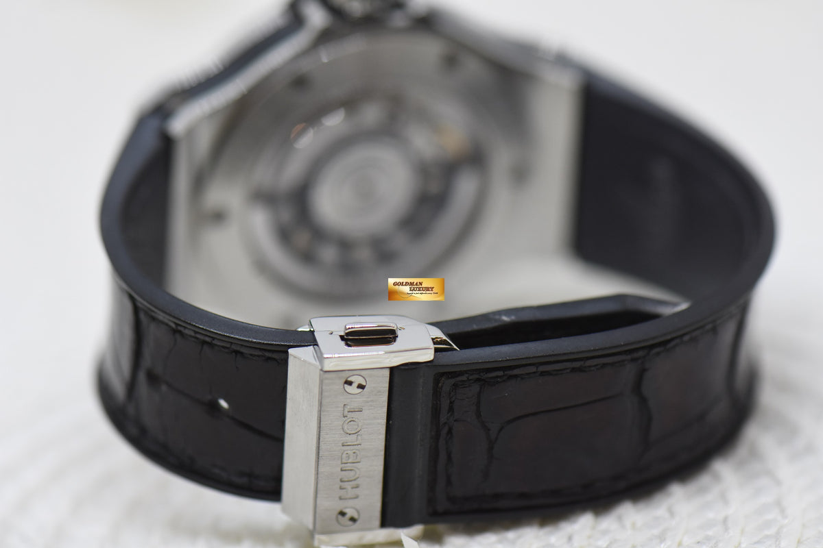 [SOLD] HUBLOT BIG BANG 38mm STEEL IN RUBBER STRAP DIAMOND BEZEL AUTOMATIC 365.SX.1170.LR.1104.RX (MINT)