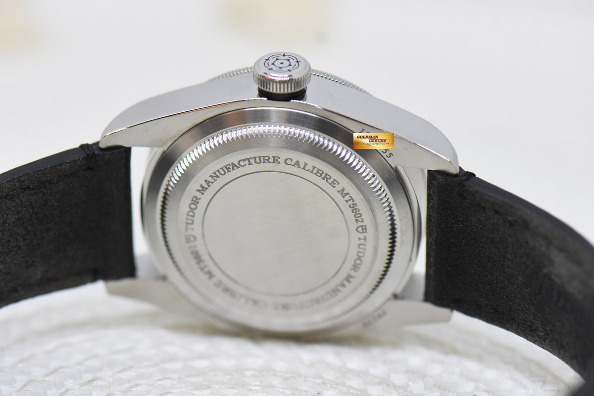 [SOLD] TUDOR BLACK BAY 41mm STEEL IN LEATHER STRAP BLACK BEZEL 79230N AUTOMATIC (MINT)