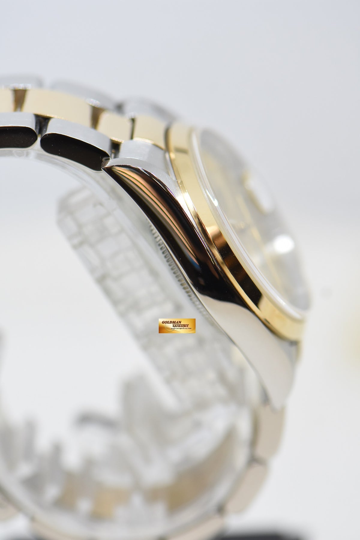 [SOLD] ROLEX OYSTER DATEJUST 36mm HALF-GOLD IN OYSTER BRACELET GOLD DIAL 16203 (MINT)