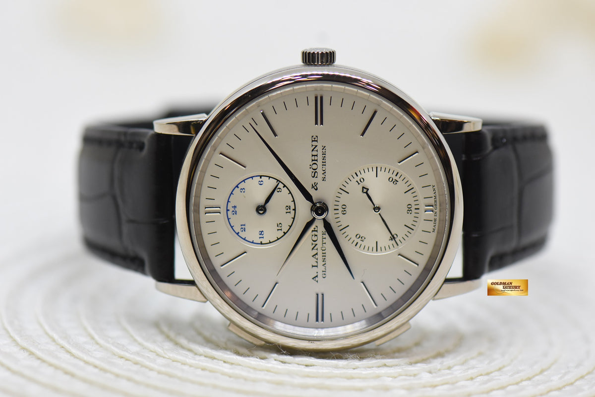 [SOLD] A.LANGE & SOHNE SAXONIA DUAL TIME 38.5mm WHITE GOLD IN STRAP AUTOMATIC 386.026 (MINT)