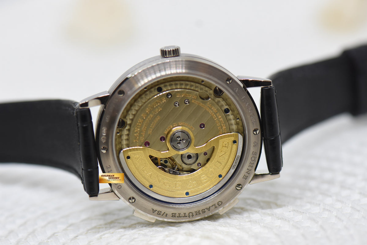 [SOLD] A.LANGE & SOHNE SAXONIA DUAL TIME 38.5mm WHITE GOLD IN STRAP AUTOMATIC 386.026 (MINT)