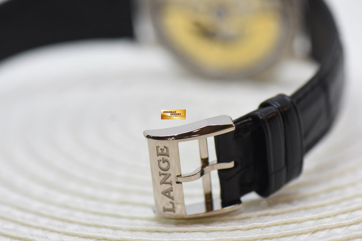 [SOLD] A.LANGE & SOHNE SAXONIA DUAL TIME 38.5mm WHITE GOLD IN STRAP AUTOMATIC 386.026 (MINT)