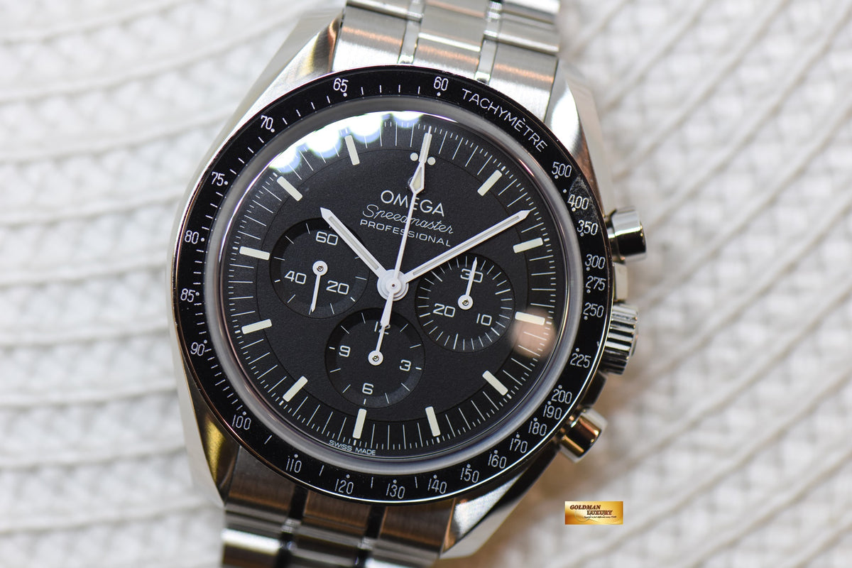 [SOLD] OMEGA SPEEDMASTER MOONWATCH C.3861 CHRONOGRAPH 42mm STEEL IN BRACELET SAPPHIRE BACK BLACK 310.30.42.50.01.002 (LNIB)