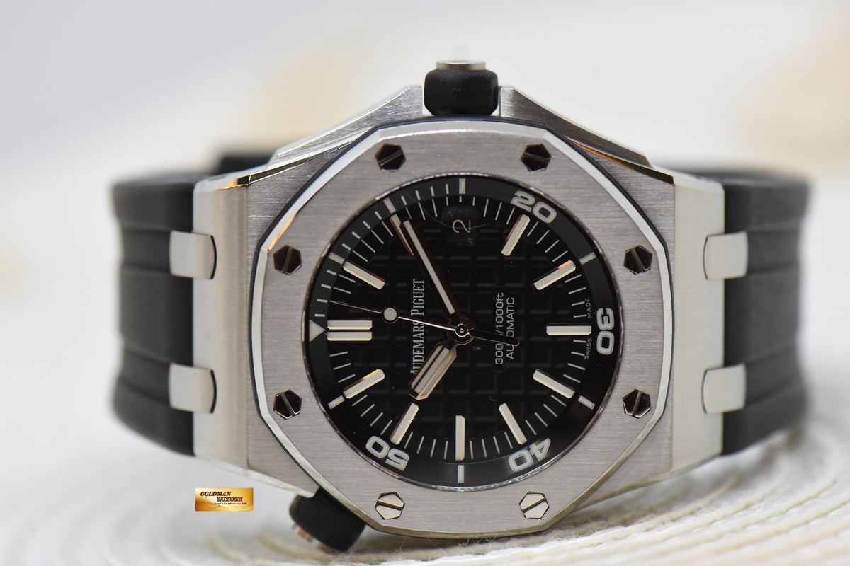 [SOLD] AUDEMARS PIGUET ROYAL OAK OFFSHORE DIVER 44mm STEEL IN RUBBER STRAP SEE-THRU SAPPHIRE BACK 15710ST (MINT)