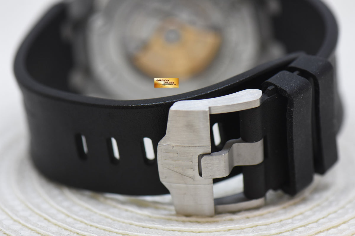 [SOLD] AUDEMARS PIGUET ROYAL OAK OFFSHORE DIVER 44mm STEEL IN RUBBER STRAP SEE-THRU SAPPHIRE BACK 15710ST (MINT)