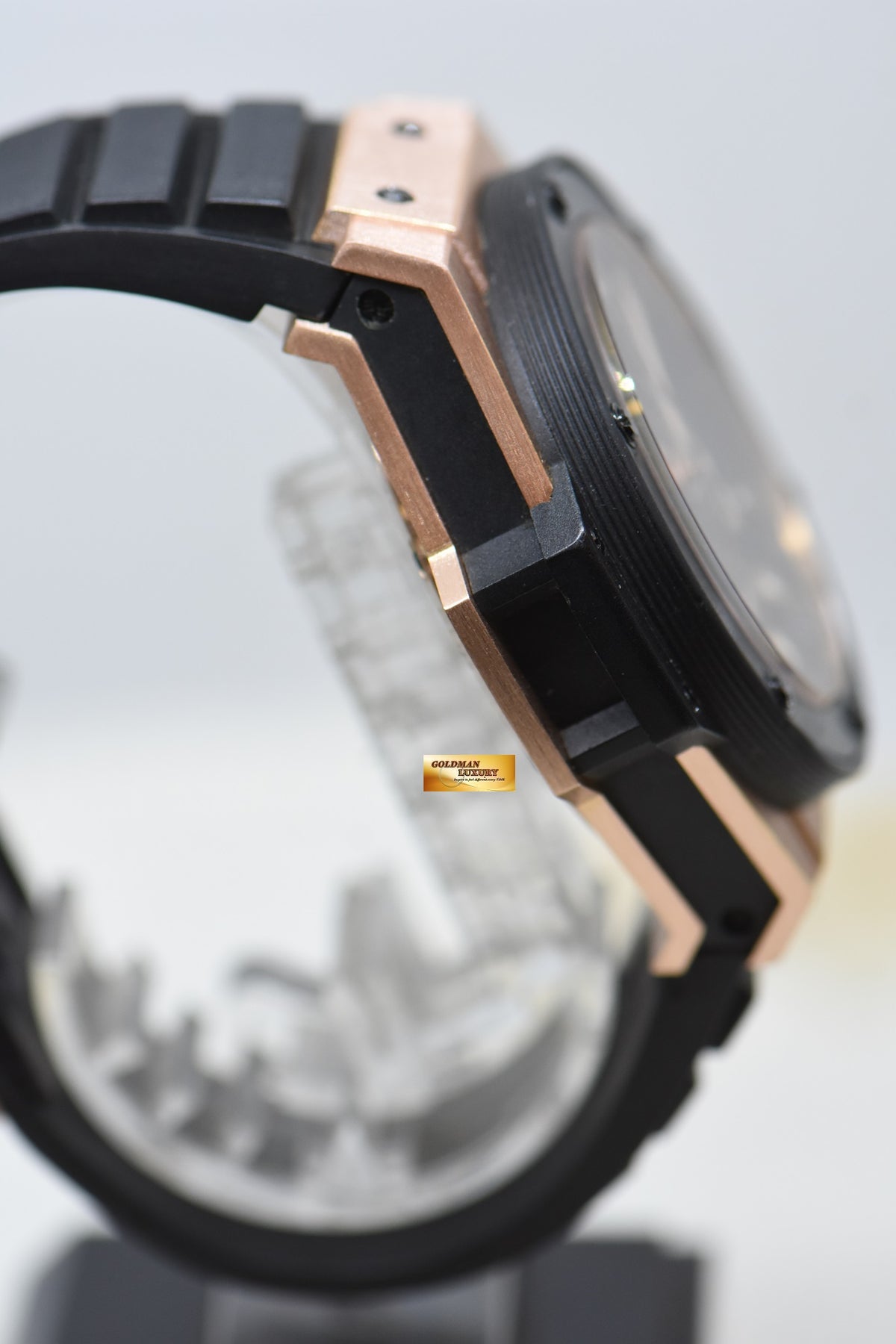 [SOLD] HUBLOT BIG BANG KING POWER CHRONOGRAPH POWER RESERVE 48mm ROSE GOLD IN RUBBER STRAP AUTOMATIC 709.OM.1780.RX (MINT)