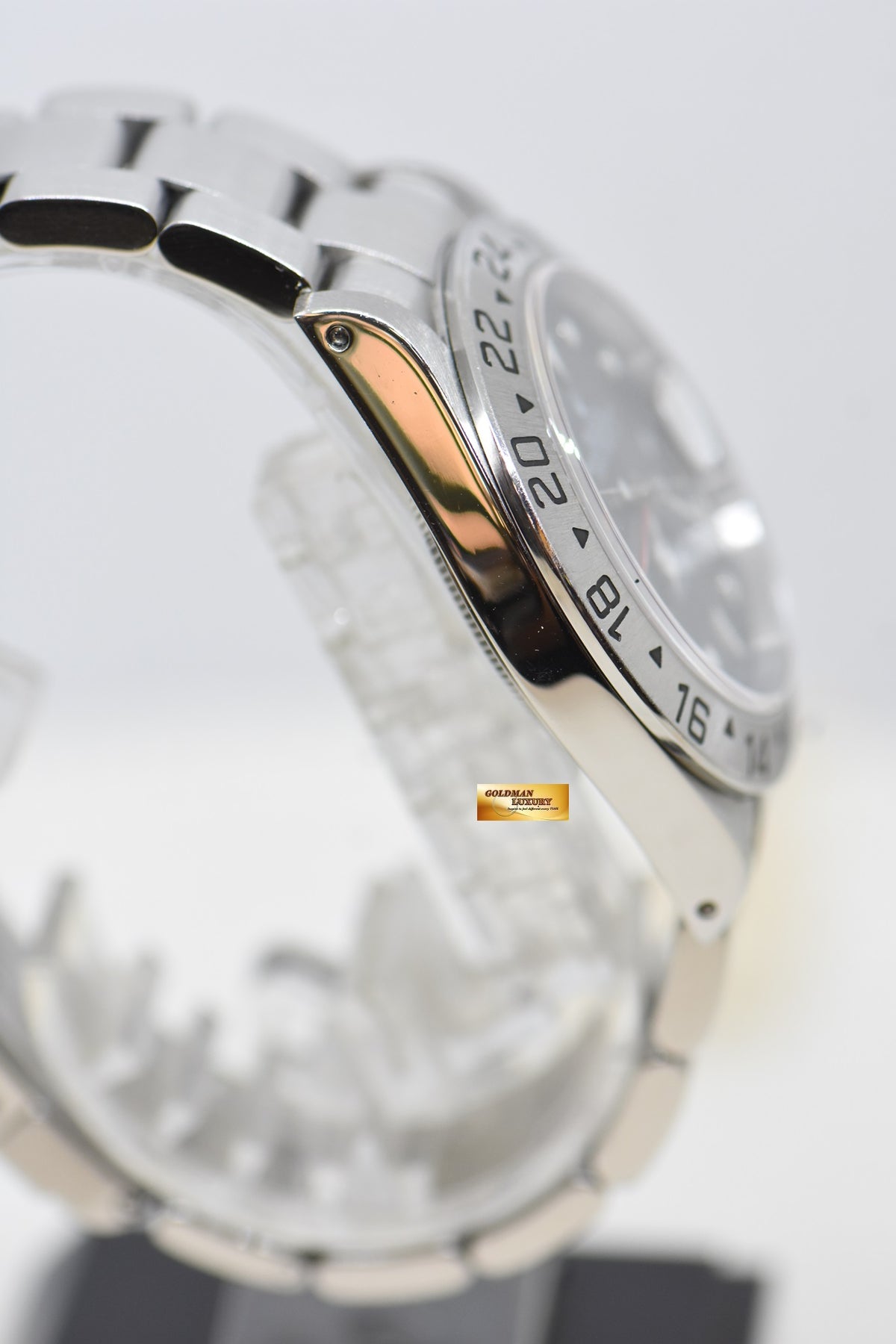 [SOLD] ROLEX OYSTER PERPETUAL EXPLORER II 40mm STEEL BLACK DIAL CALIBRE 3185 16570 (PINHOLE-SEL) (MINT)