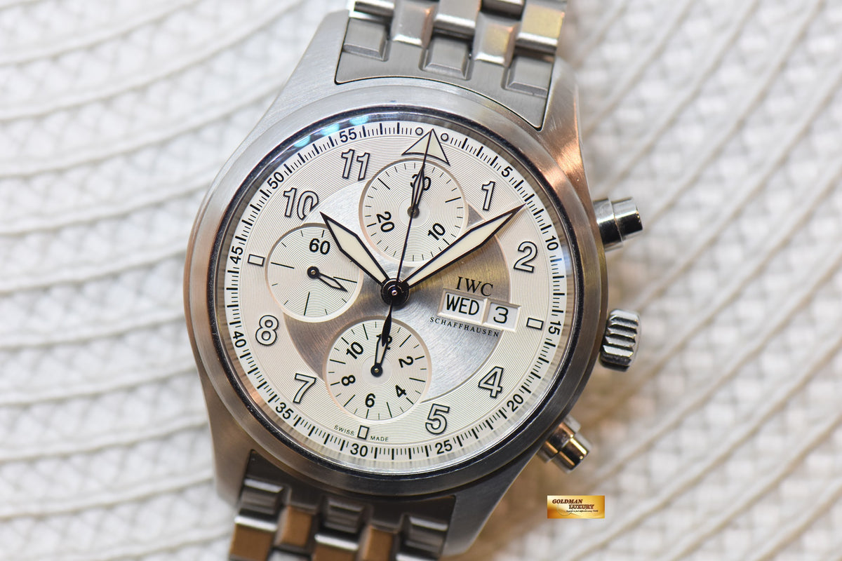 [SOLD] IWC PILOT SPITFIRE CHRONOGRAPH 42mm STEEL IN BRACELET AUTOMATIC SILVER DIAL IW3717-05 (MINT)