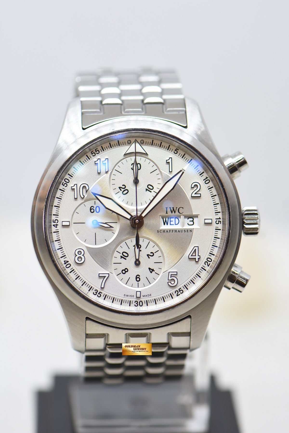 [SOLD] IWC PILOT SPITFIRE CHRONOGRAPH 42mm STEEL IN BRACELET AUTOMATIC SILVER DIAL IW3717-05 (MINT)