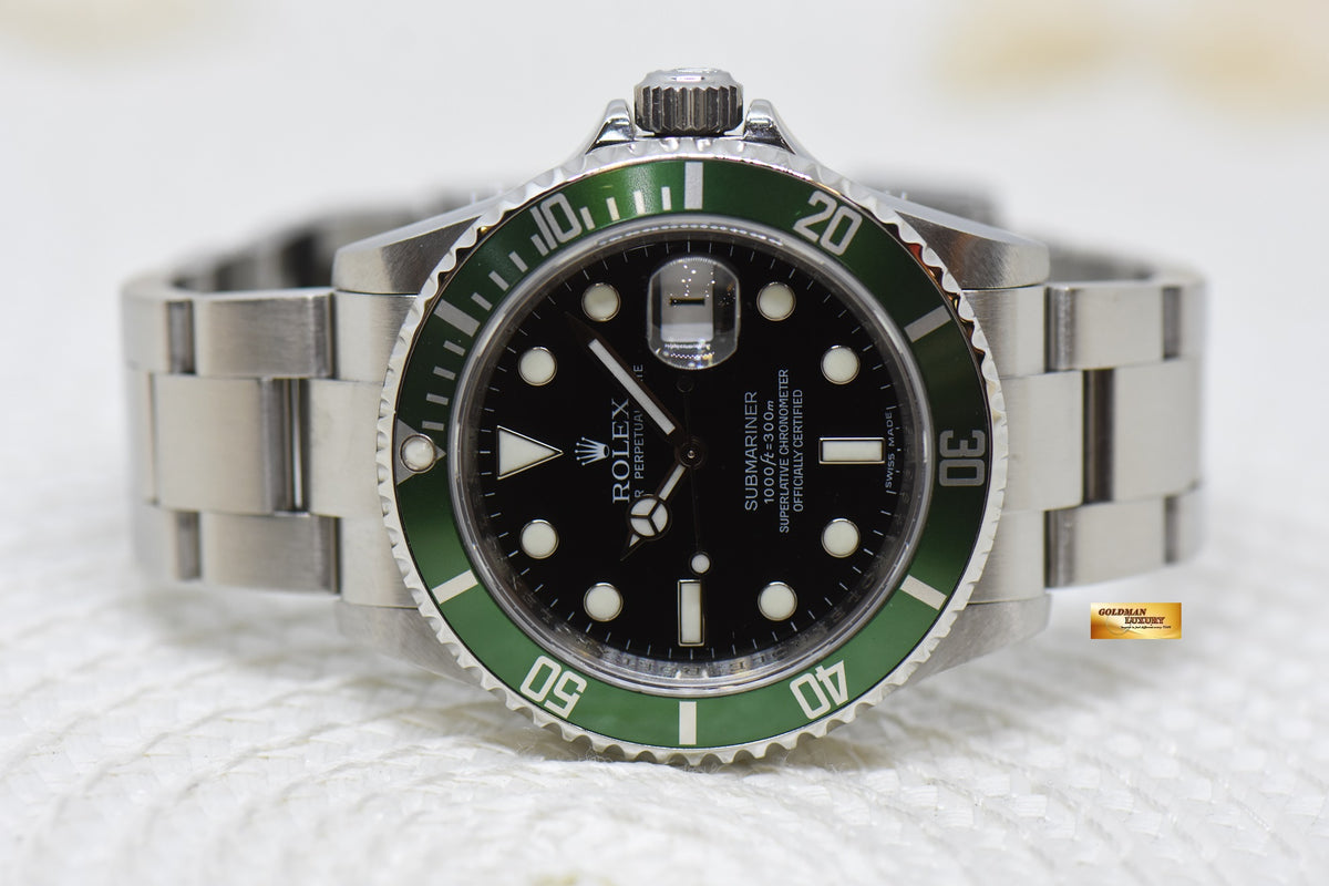 [SOLD] ROLEX OYSTER SUBMARINER KERMIT 40mm OYSTER STEEL BRACELET BLACK DIAL GREEN BEZEL 16610LV (MINT)