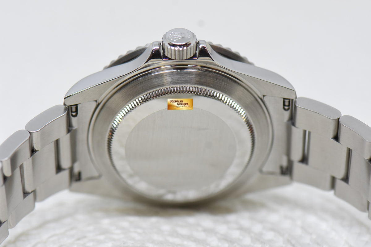 [SOLD] ROLEX OYSTER SUBMARINER KERMIT 40mm OYSTER STEEL BRACELET BLACK DIAL GREEN BEZEL 16610LV (MINT)