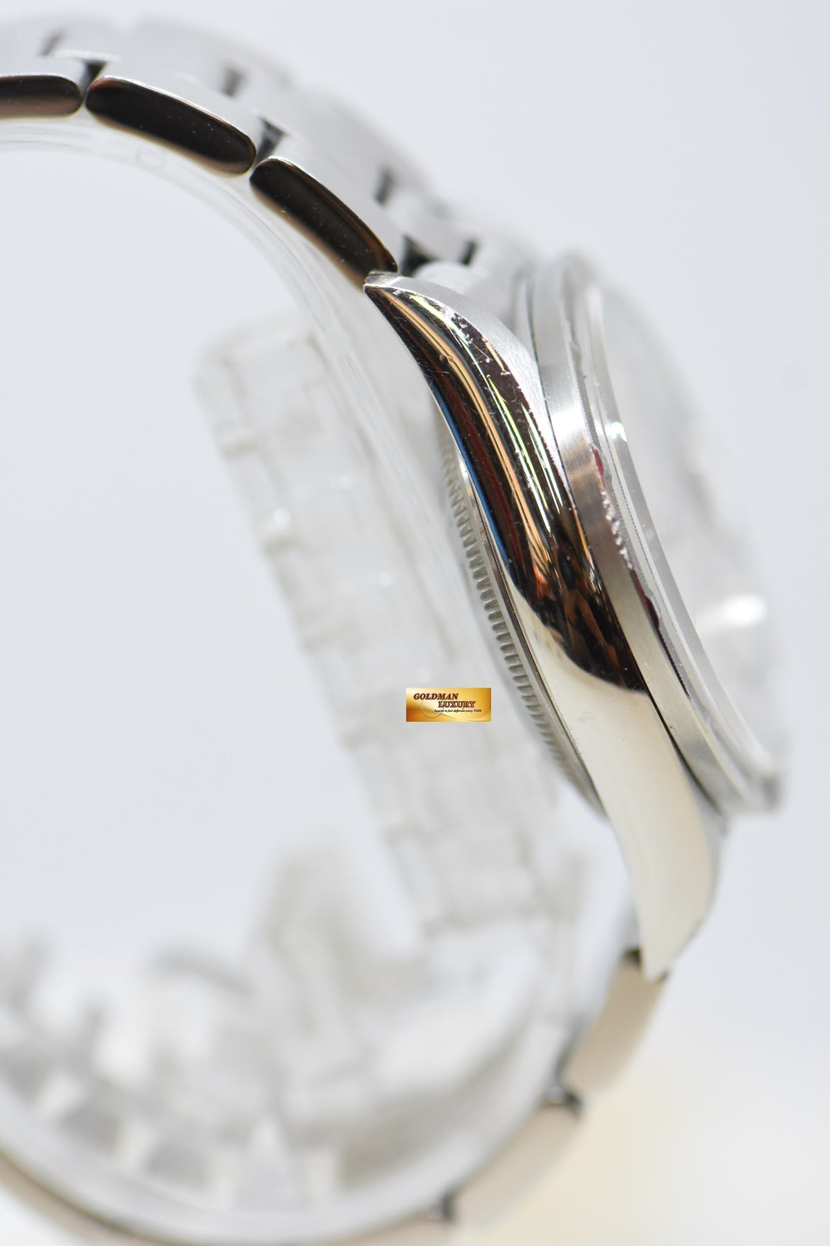 [SOLD] ROLEX OYSTER PERPETUAL DATE 34mm STEEL IN BRACELET ENGINE-TURN BEZEL SILVER DIAL 15210 (QUICKSET-DATE) (MINT)