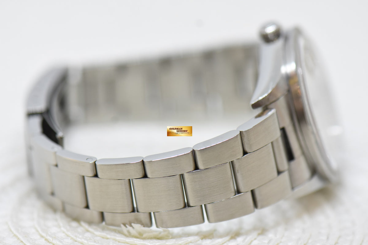 [SOLD] ROLEX OYSTER PERPETUAL DATE 34mm STEEL IN BRACELET ENGINE-TURN BEZEL SILVER DIAL 15210 (QUICKSET-DATE) (MINT)