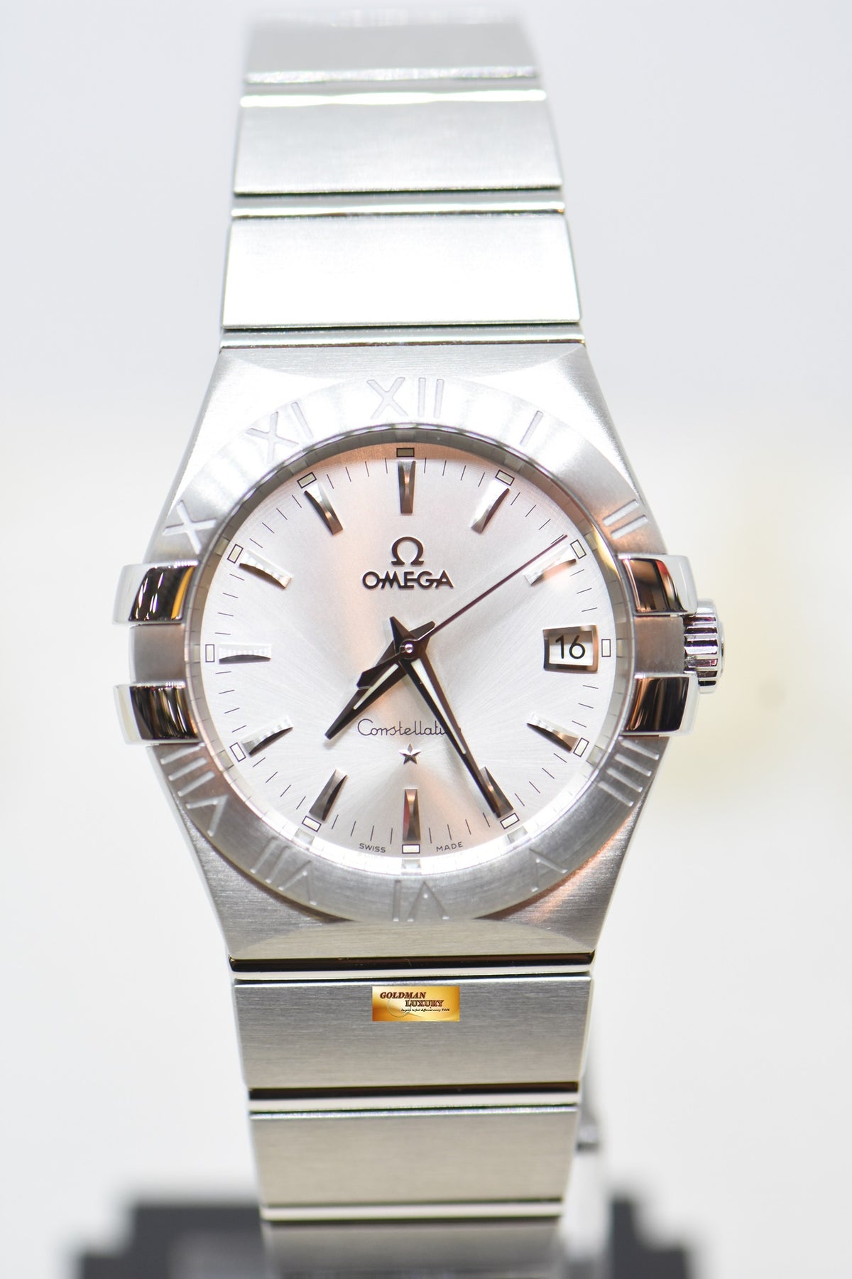 [SOLD] OMEGA CONSTELLATION 35mm STEEL IN BRACELET SILVER QUARTZ 123.10.35.60.02.001 (NOS)