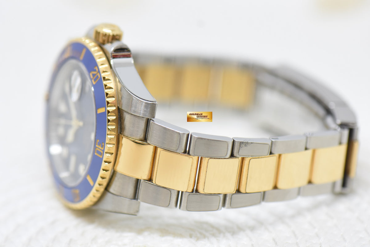 [SOLD] ROLEX SUBMARINER 40mm HALF GOLD IN BRACELET SUNBURST BLUE DIAL 116613LB (MINT)