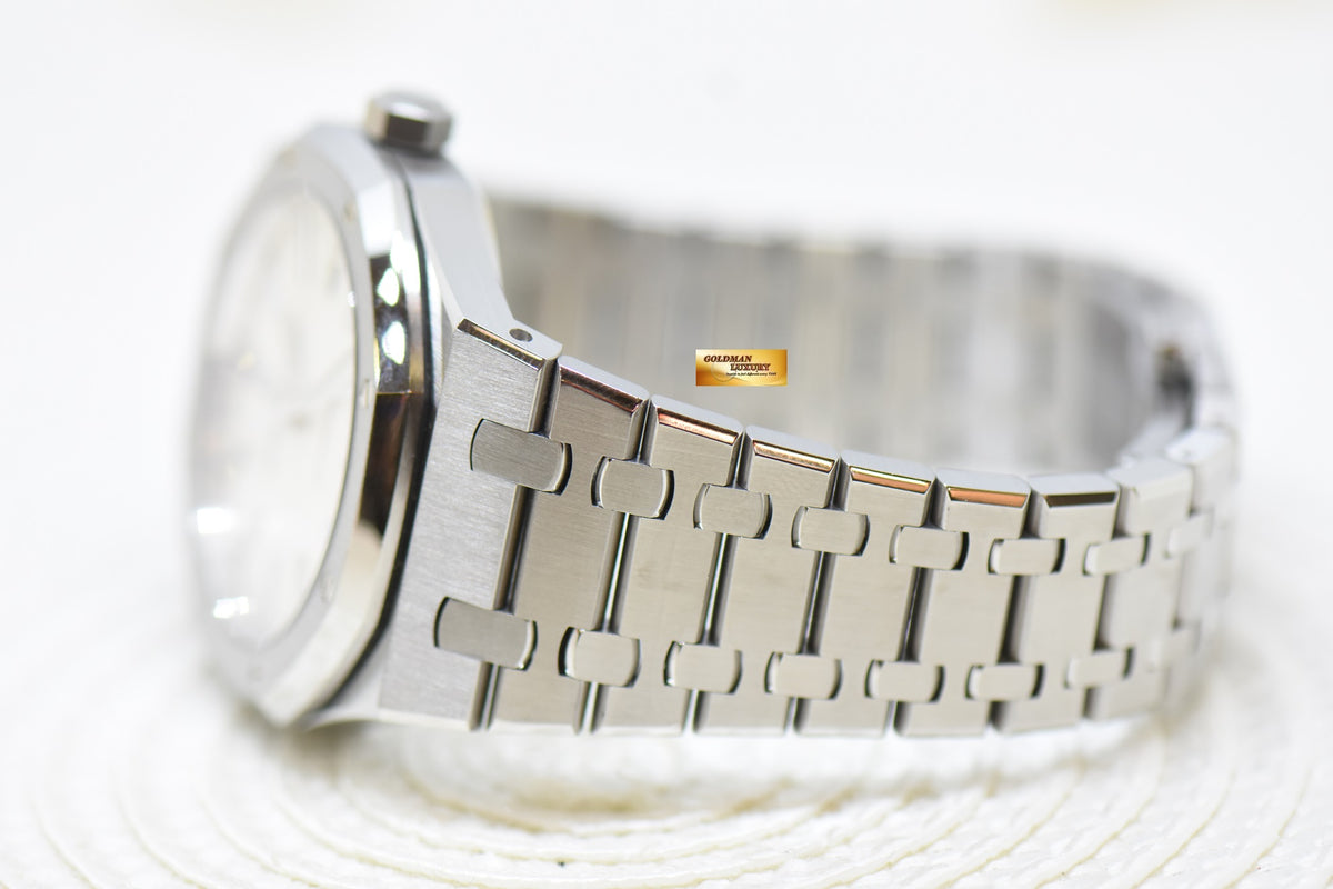 [SOLD] AUDEMARS PIGUET ROYAL OAK 41mm STEEL BRACELET WHITE DIAL AUTOMATIC 15400ST (UNPOLISHED-MINT)