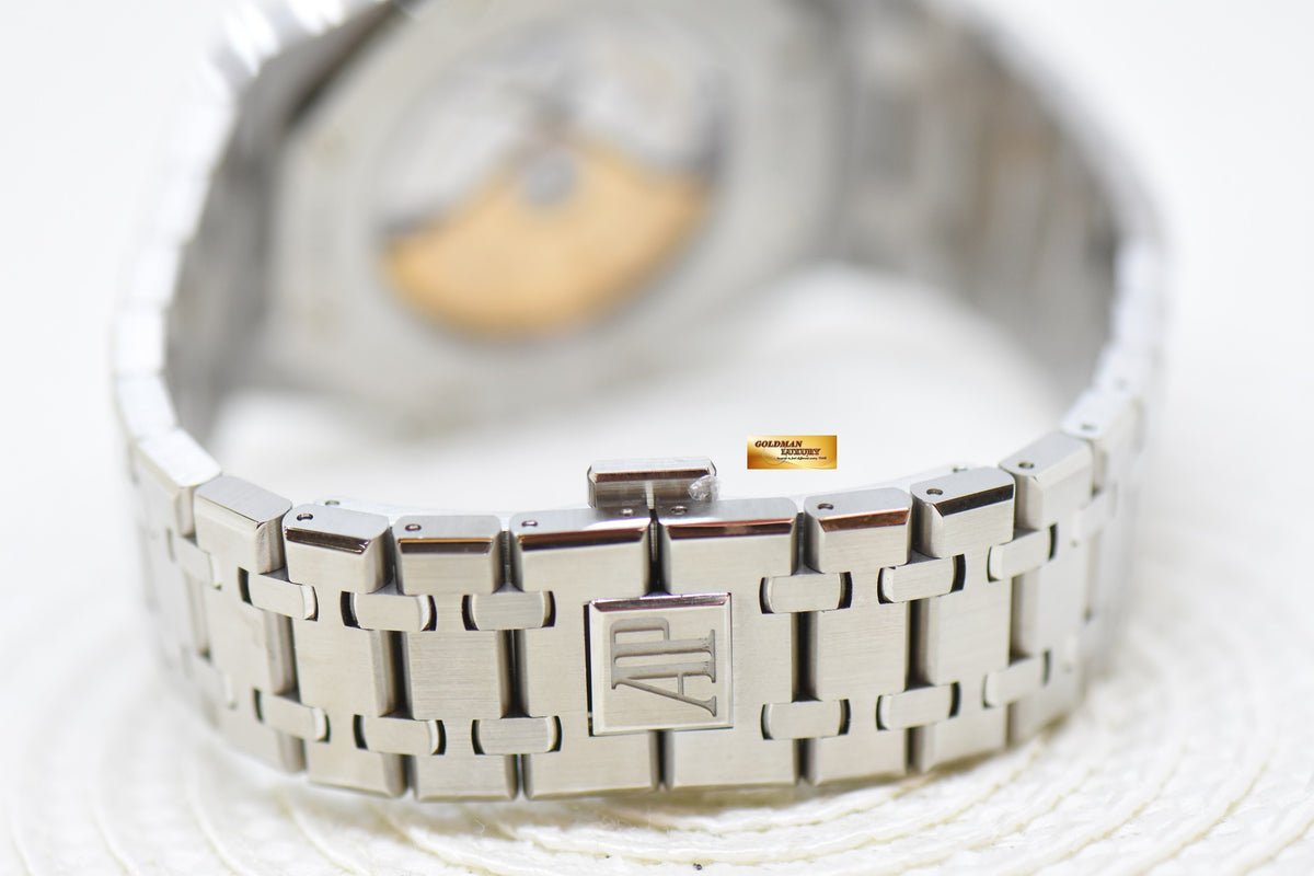 [SOLD] AUDEMARS PIGUET ROYAL OAK 41mm STEEL BRACELET WHITE DIAL AUTOMATIC 15400ST (UNPOLISHED-MINT)