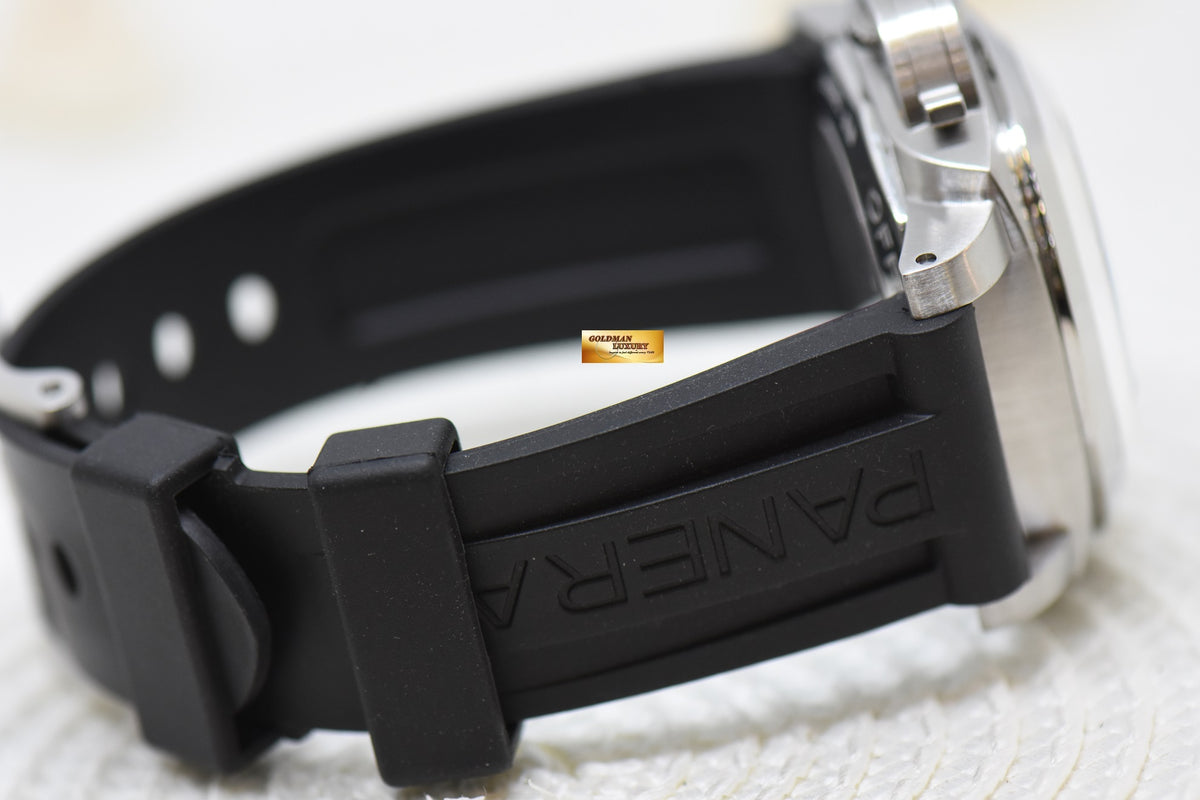 [SOLD] PANERAI LUMINOR GMT 44mm 1950 STEEL DAY / NIGHT 10 DAYS POWER RESERVE AUTOMATIC PAM 270 (MINT)