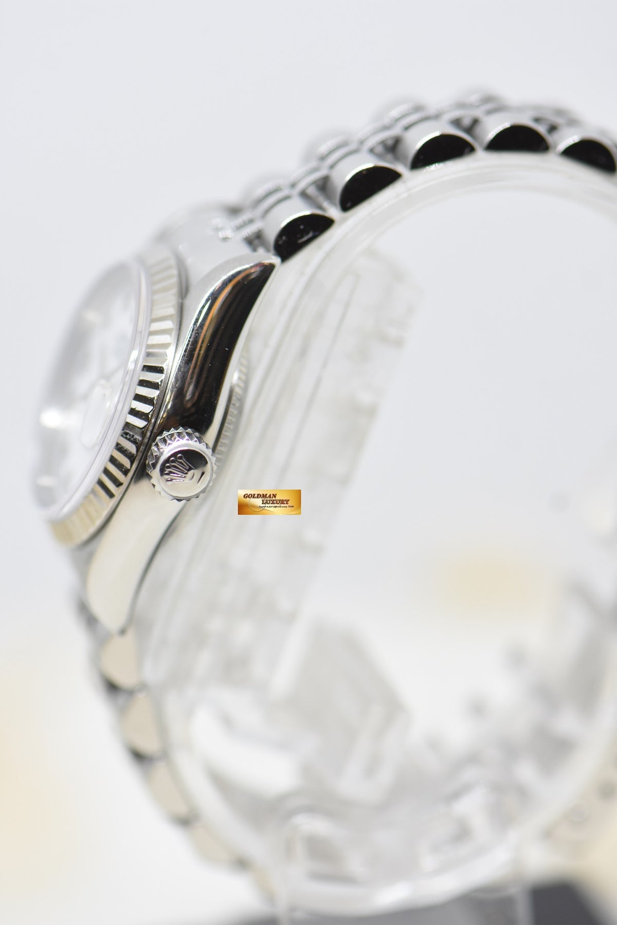 [SOLD] ROLEX OYSTER DATEJUST 26mm STEEL IN JUBILEE BRACELET WHITE ROMAN DIAL 69174 (MINT)