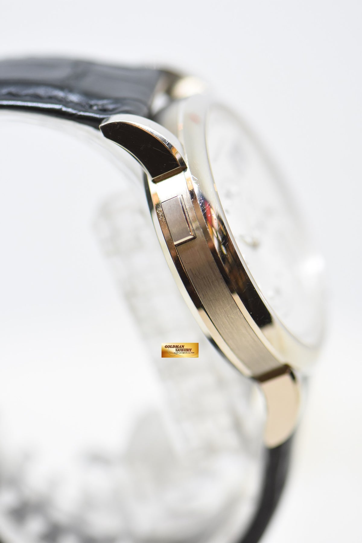 [SOLD] A.LANGE & SOHNE LANGE 1 38.5mm BIG DATE POWER RESERVE WHITE GOLD IN LEATHER STRAP MANUAL 191.039 (MINT)