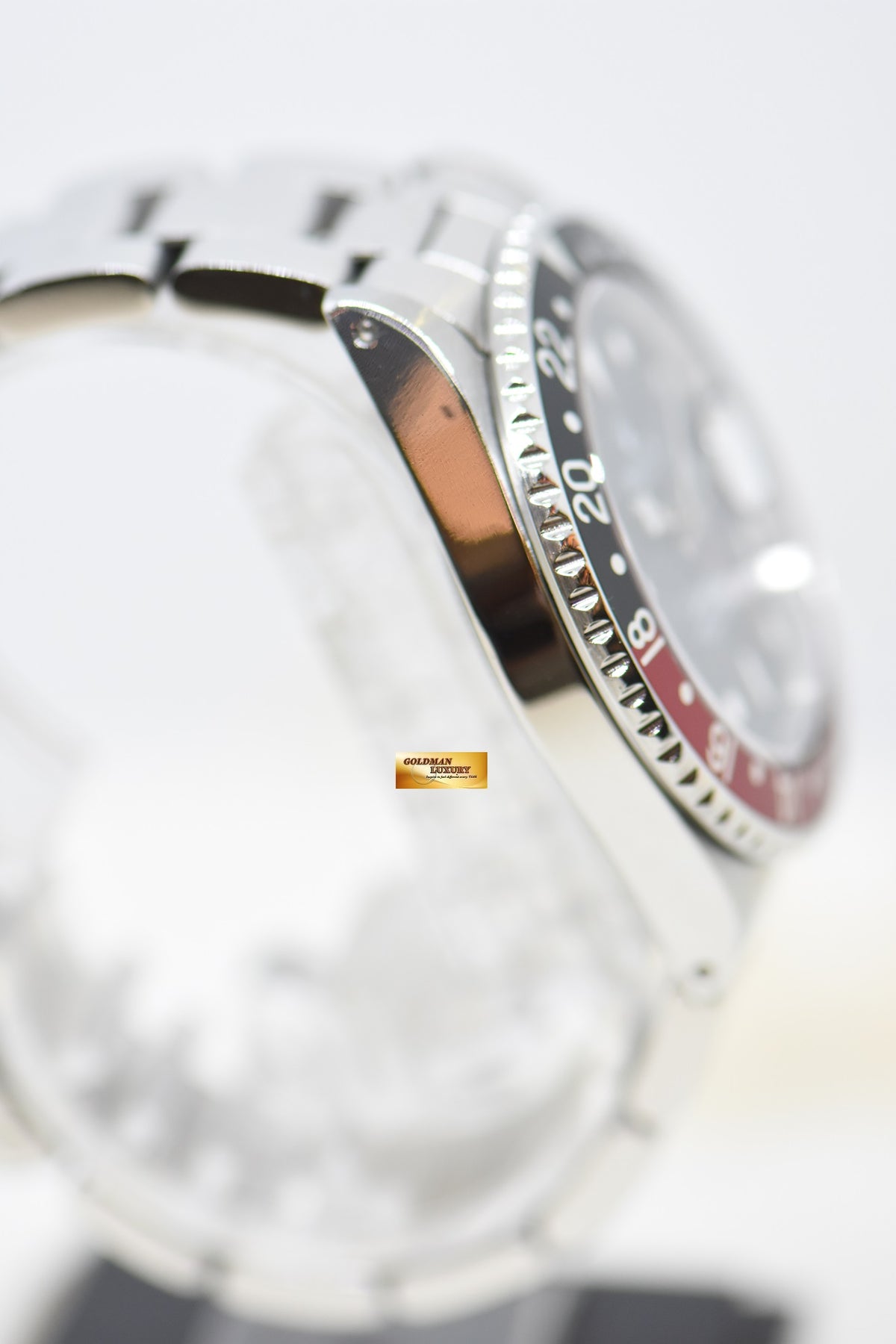 [SOLD] ROLEX OYSTER GMT-MASTER II 40mm STEEL IN OYSTER BRACELET COKE BEZEL BLACK 16710 (MINT)