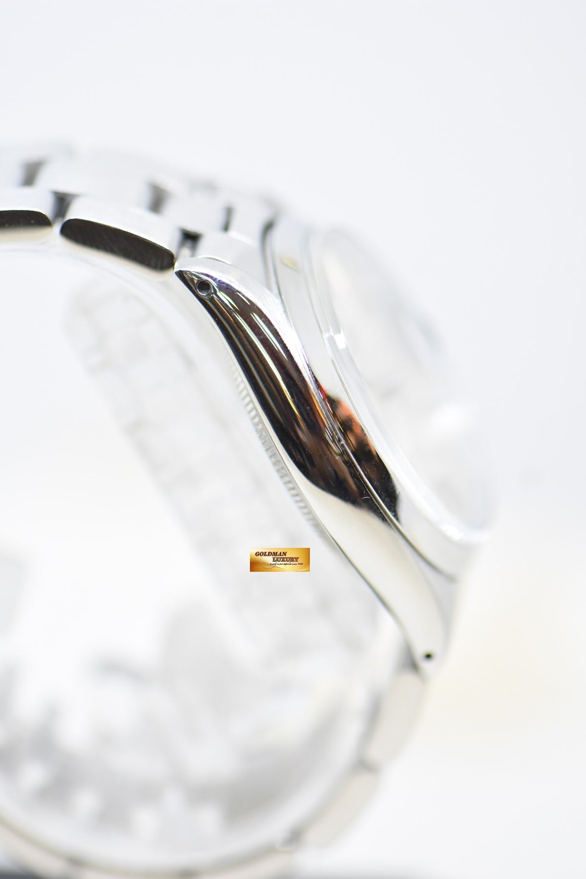 [SOLD] ROLEX OYSTER PERPETUAL DATE 34mm STEEL IN BRACELET SILVER DIAL 1500 (VINTAGE)