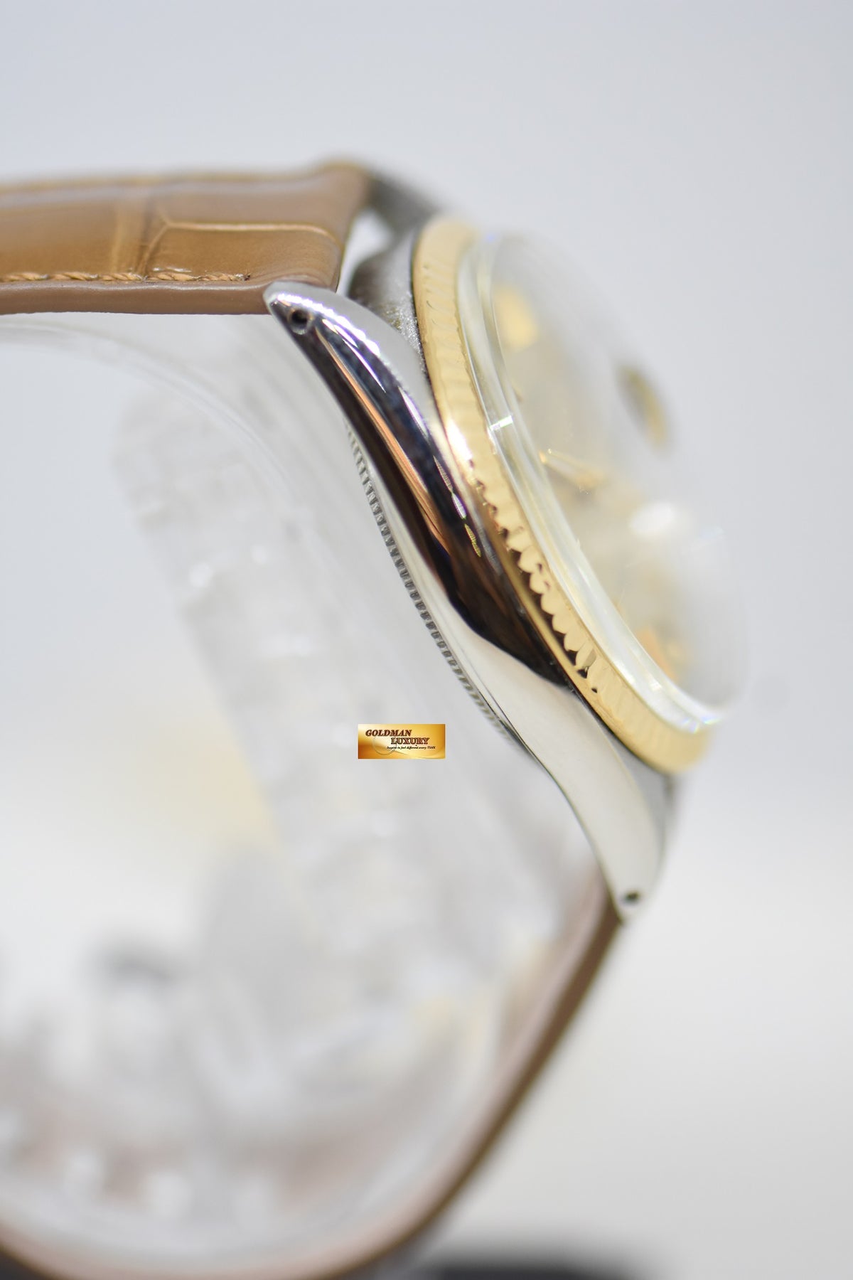 [SOLD] ROLEX OYSTER DATEJUST 36mm HALF-GOLD IN LEATHER STRAP GOLD LINEN DIAL 1601 (NON-QUICKSET-DATE) (MINT)