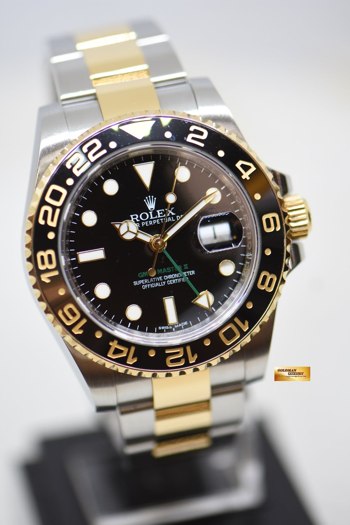 [SOLD] ROLEX OYSTER GMT-MASTER II 40mm HALF GOLD IN BRACELET BLACK DIAL 116713LN (MINT)