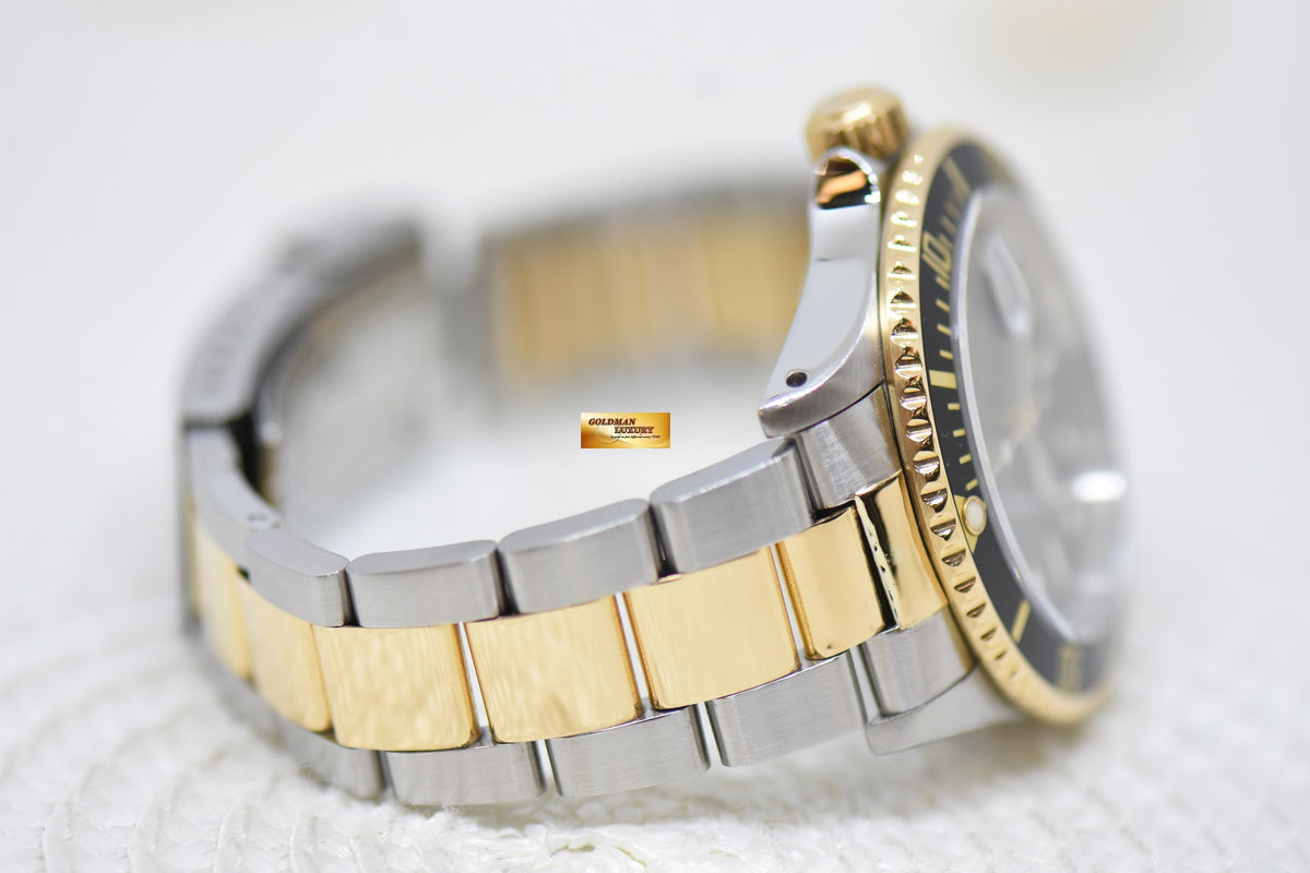 [SOLD] ROLEX OYSTER SUBMARINER 40mm HALF-GOLD IN OYSTER BRACELET BLACK TRITIUM DIAL 16613 (MINT)