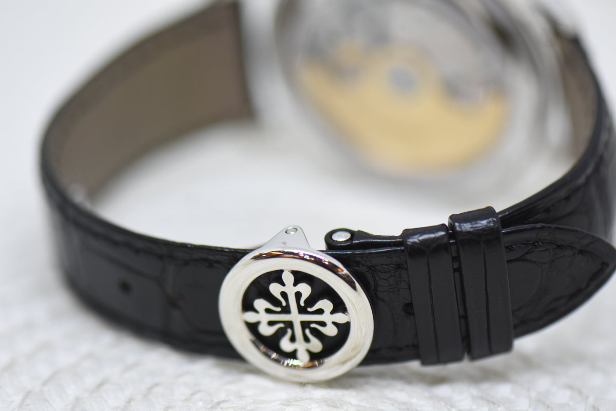 [SOLD] PATEK PHILIPPE ANNUAL CALENDAR FLYBACK CHRONOGRAPH 40.5mm PLATINUM IN LEATHER STRAP DARK GREY DIAL 5960P (MINT)