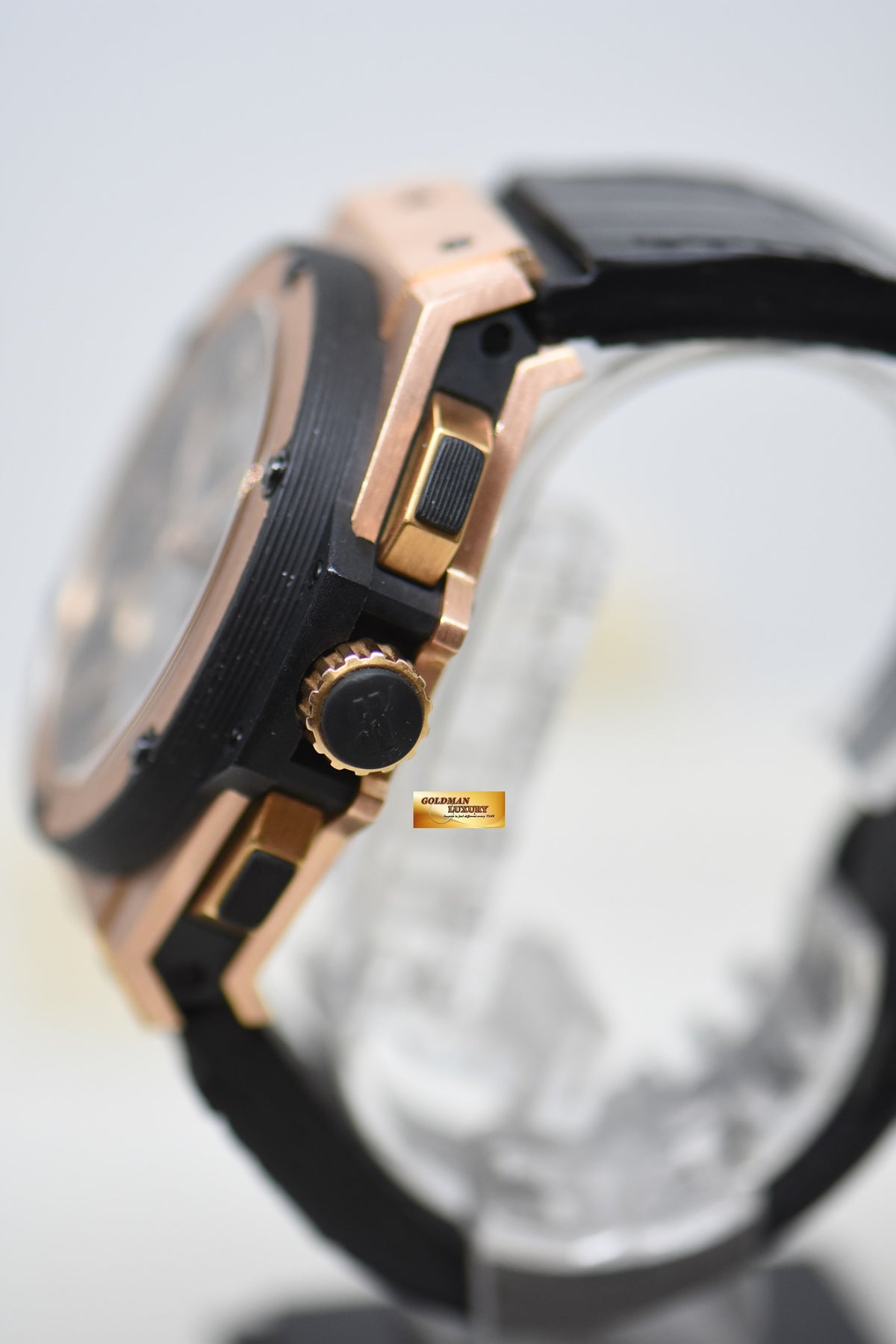 [SOLD] HUBLOT KING POWER UNICO CHRONOGRAPH 48mm ROSE GOLD IN LEATHER STRAP AUTOMATIC 701.OX.0180.RX (MINT)