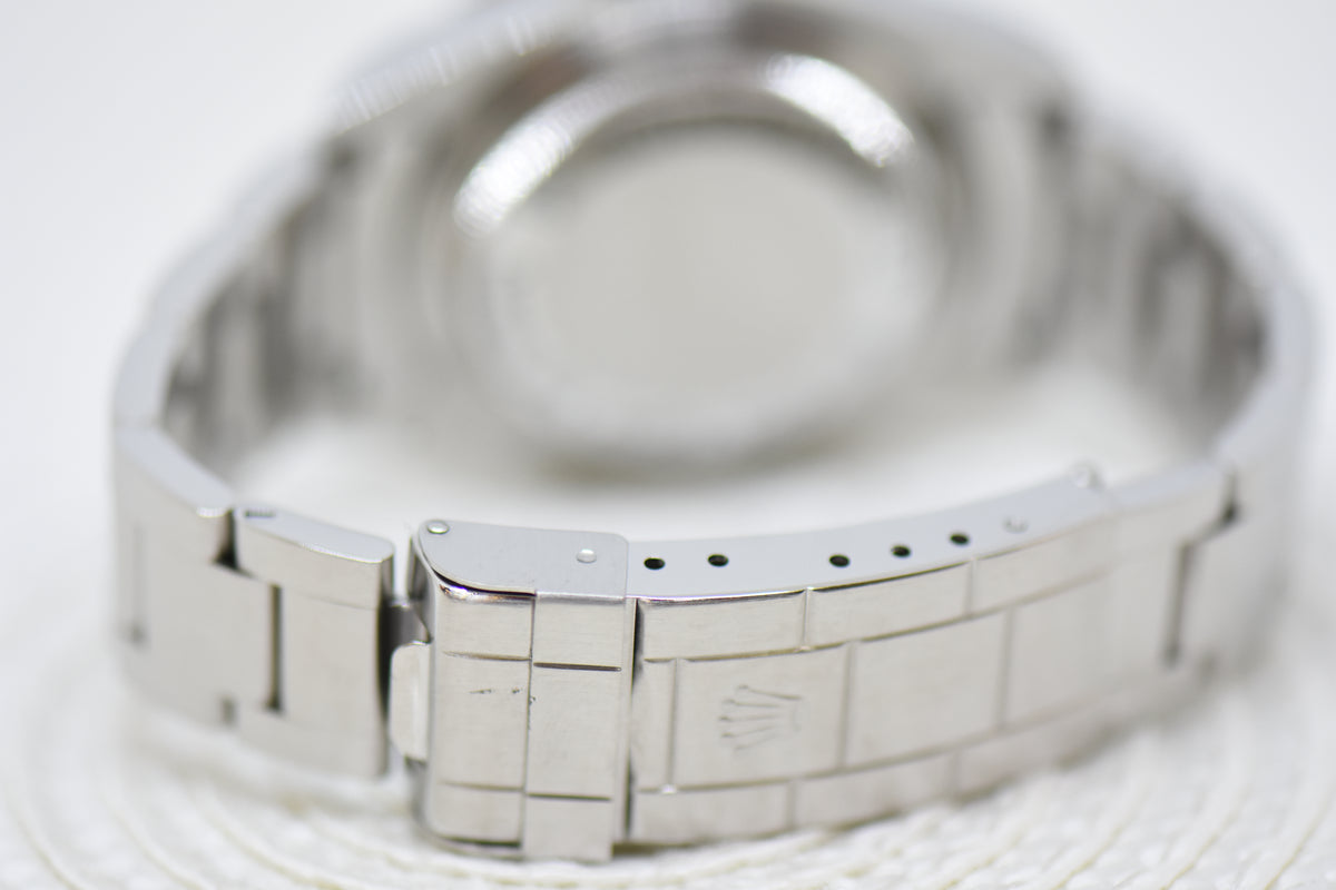 [SOLD] ROLEX OYSTER SEA DWELLER 40mm STEEL BRACELET BLACK DIAL 16600 (NO-PINHOLE-SEL) (MINT)