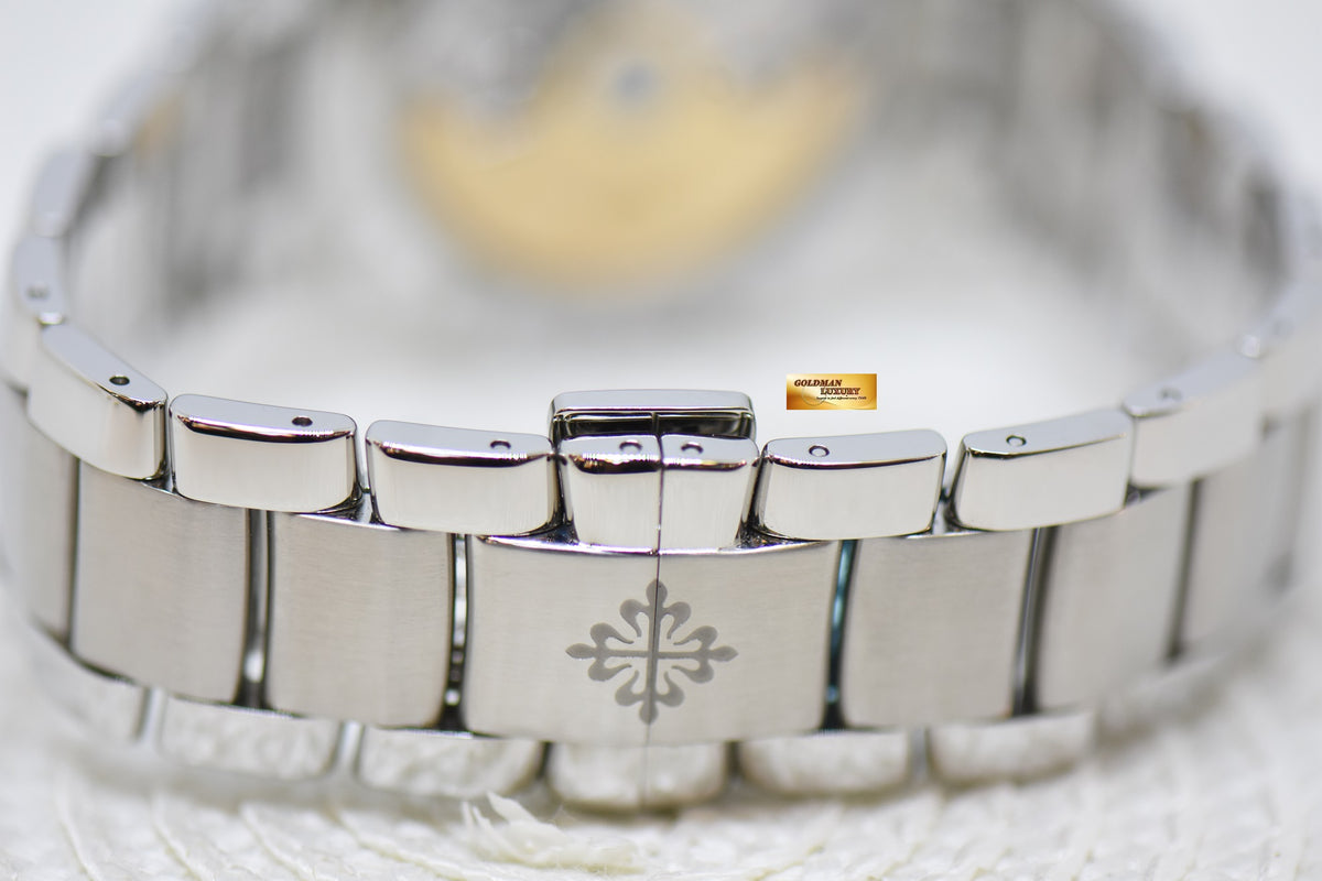 [SOLD] PATEK PHILIPPE FLYBACK CHRONOGRAPH ANNUAL CALENDAR 42mm STEEL IN BRACELET OLIVE GREEN AUTOMATIC 5905/1A (NEW-UNWORN)